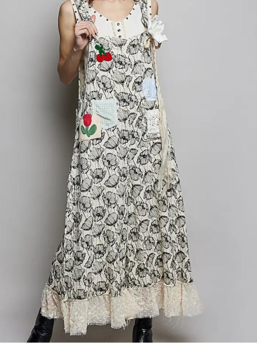 POL White Floral Patch and Lace Detail Overalls LG NWOT